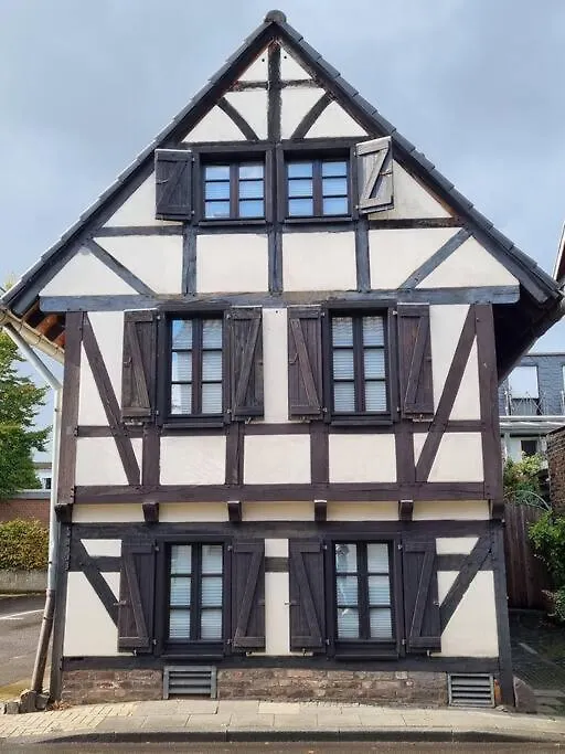 Altes Romantisches Fachwerkhaus In Rheinnaehe Auch Fuer Workation Geeignet Kolín nad Rýnem